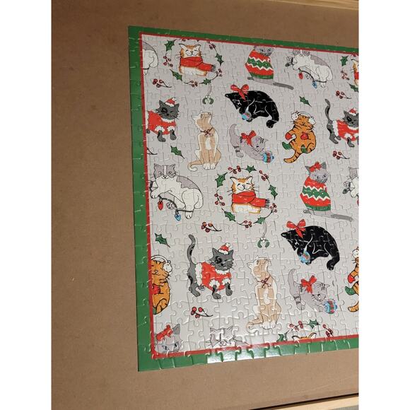 TOMS Holiday Cats Puzzle 500 Piece Kitty Lovers Kitties Christmas Kittens - Picture 4 of 8